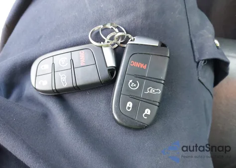 2019 Jeep Grand Cherokee Limited 4X4 из США, поврежденный, VIN 1C4RJFBG2KC703781